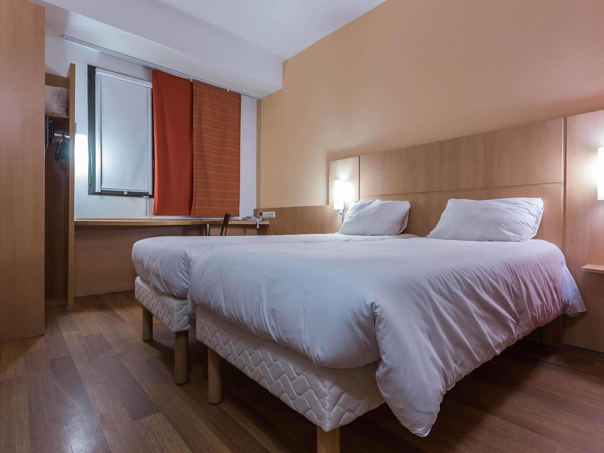 ibis Oran les Falaises Bagian luar foto